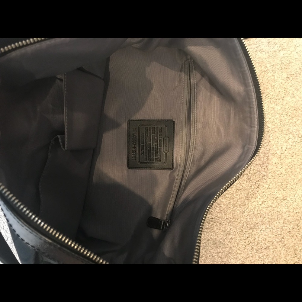 Authentic Coach Large Hobo Handbag - Picture 3 of 3